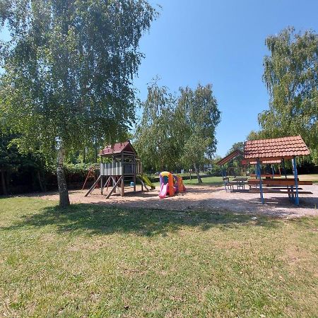 Tulipan Bungalow Camping Resort Gyenesdiás Exterior photo
